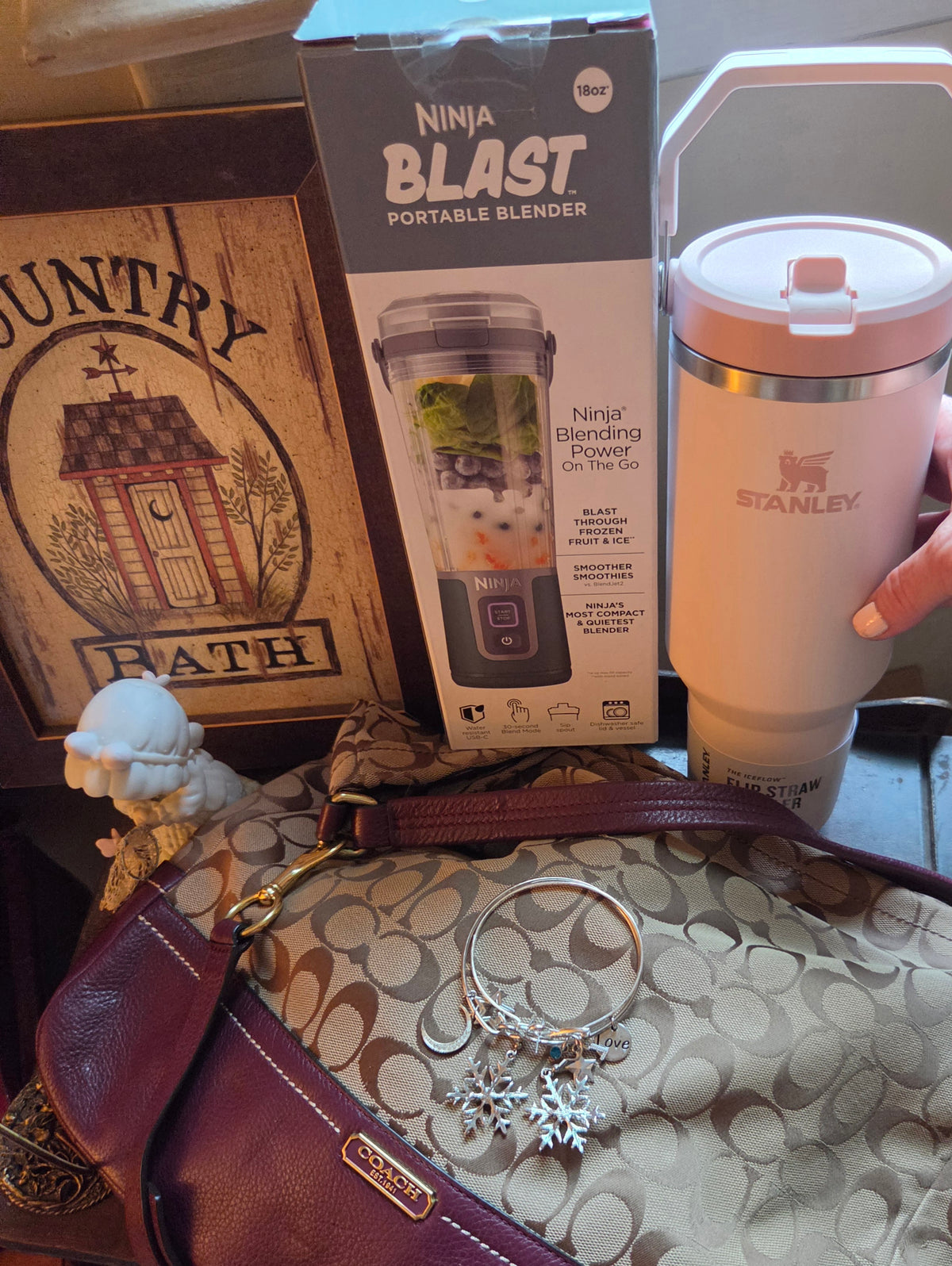 A bougie bundle - The largest bundle for Beauty and fashion, vintage, decor, designer bags, excuse me.. ma'am, I'll take it ALL!