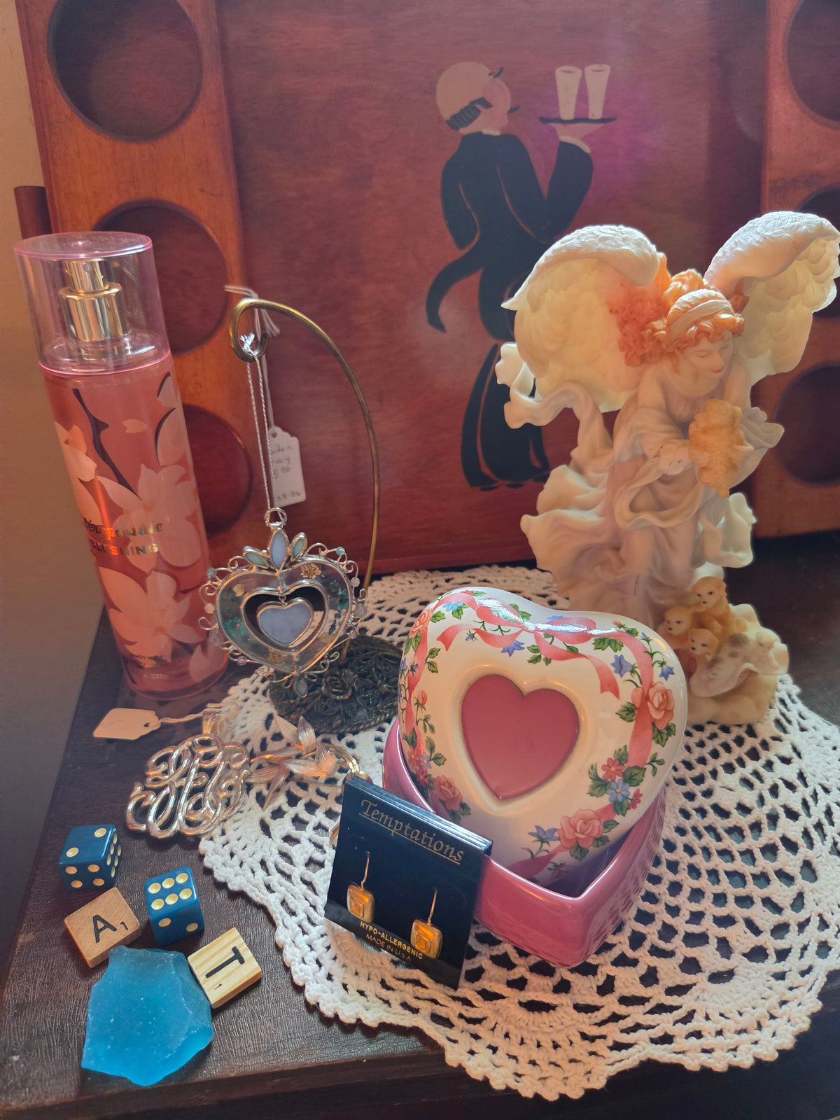 A Medium bundle- just want to dip your toe in? Beauty and Fashion Curated Gift Box