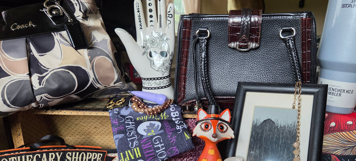 A Deluxe Beauty, decor, designer fashon and vintage Bundle. The best of all worlds without breaking the bank!